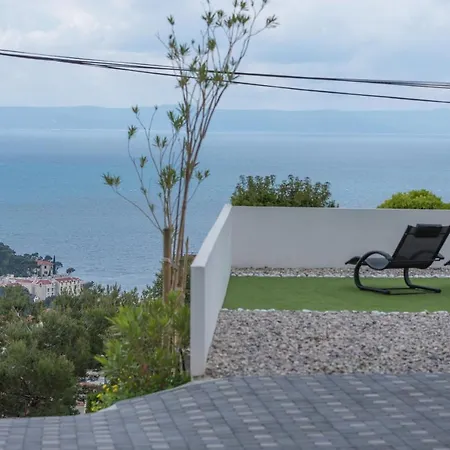 Holiday home Holiday Glavas Makarska