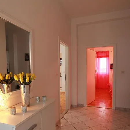 Holiday home Holiday Glavas Makarska